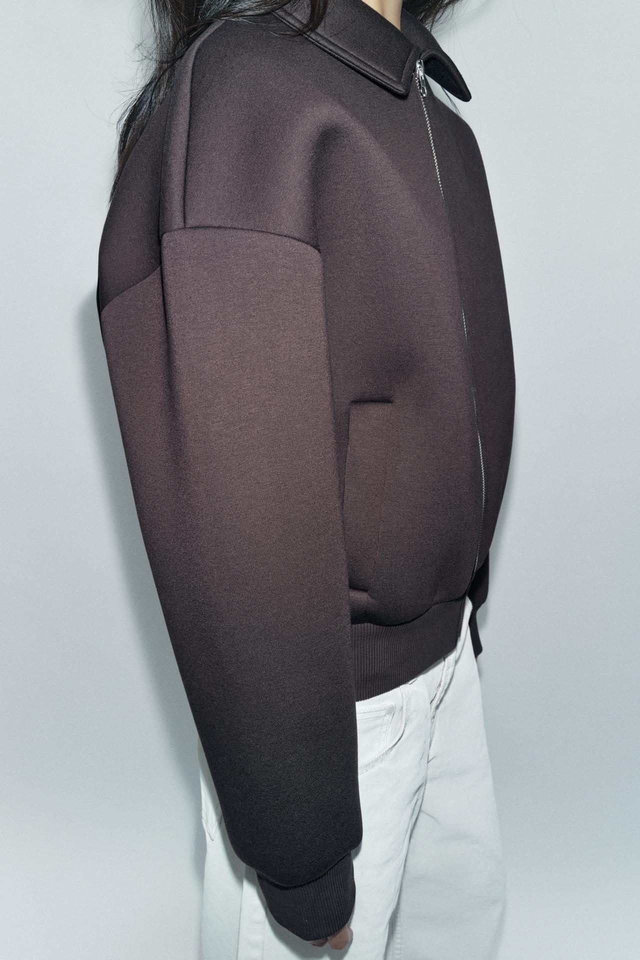 BOMBER JACKET